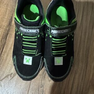 Kids Shoes - Black and Green Minecraft size 1